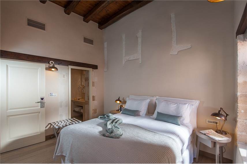  Serenissima Boutique Hotel