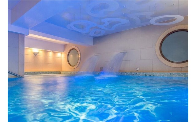 Cosmopolitan hotel and SPA 
