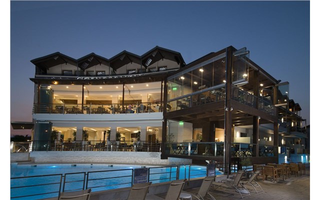 Cosmopolitan hotel and SPA 