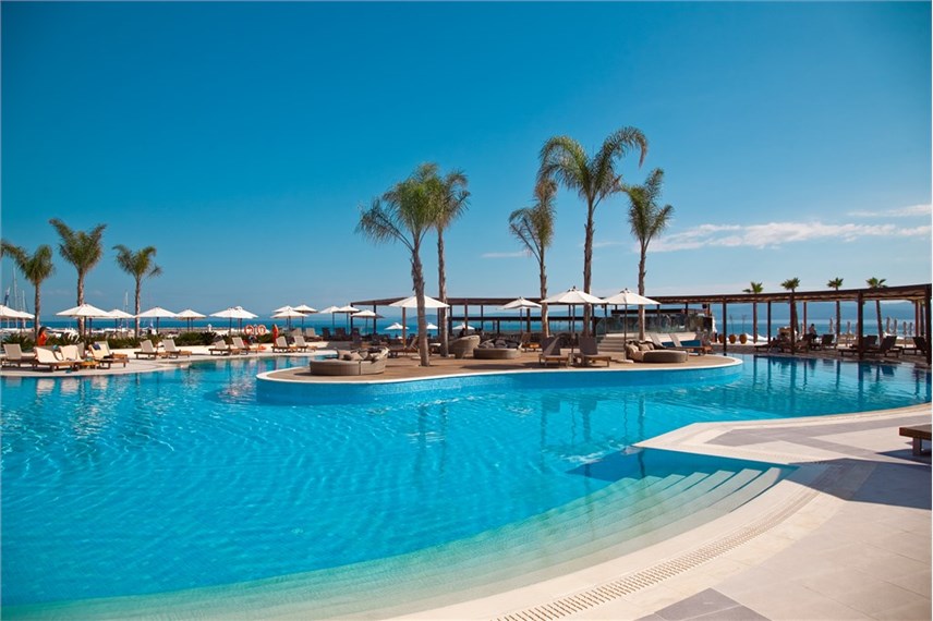 Miraggio Thermal Spa Resort Halkidiki Greece - Main Pool - Miraggio Thermal SPA and Resort
