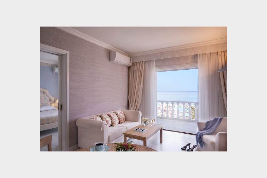  Mitsis Rinela Beach Resort and SPA