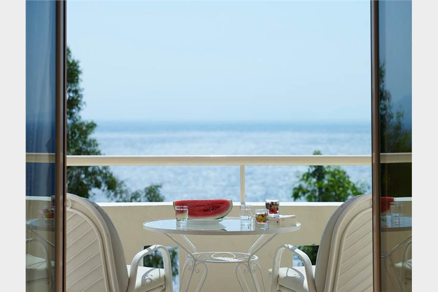  Mitsis Family Village Beach Hotel