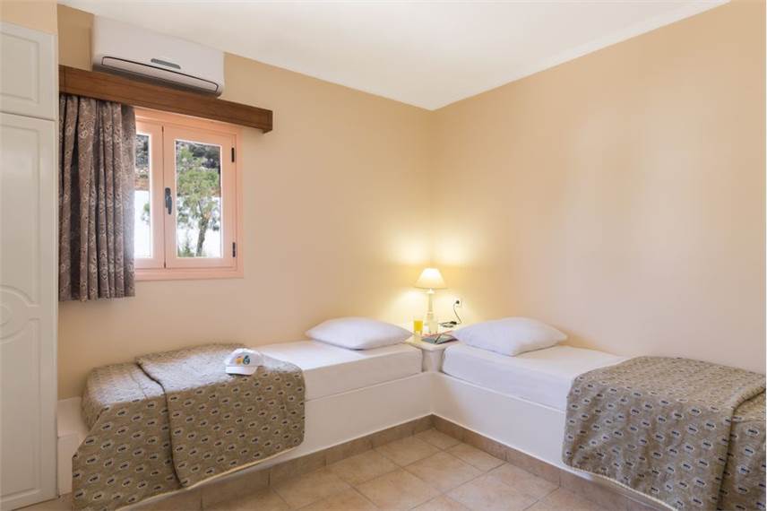  Mitsis Family Village Beach Hotel
