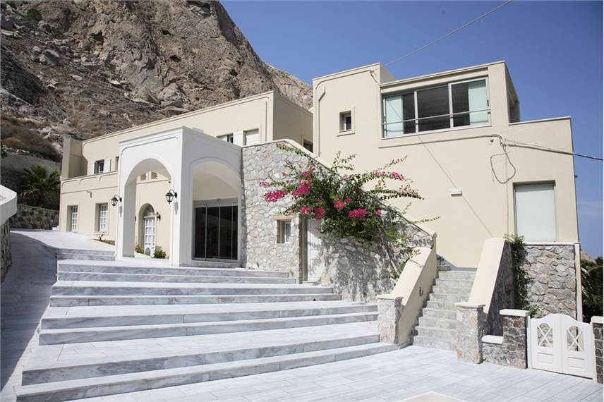  Antinea Suites and SPA