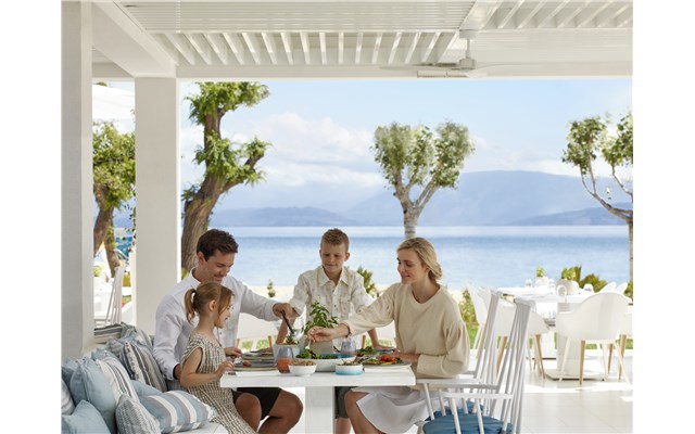 Ouzo Greek Restaurant Ikos Dassia