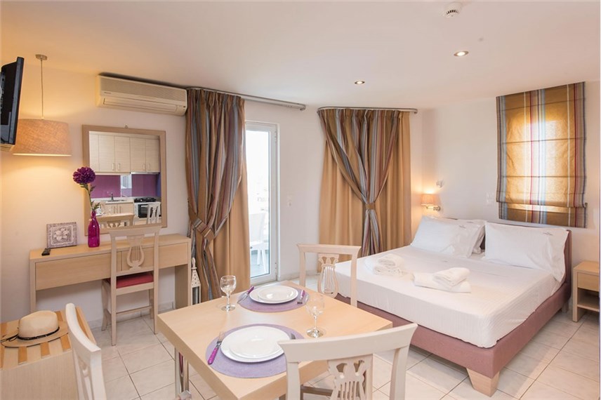 Deluxe studio Dimamiel Malia Inn