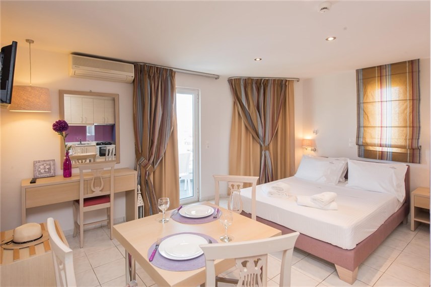 Deluxe studio Dimamiel Malia Inn
