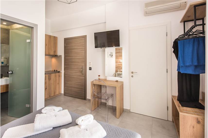  Dimamiel Malia Inn