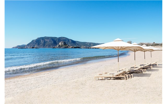 BEACH Ikos Aria