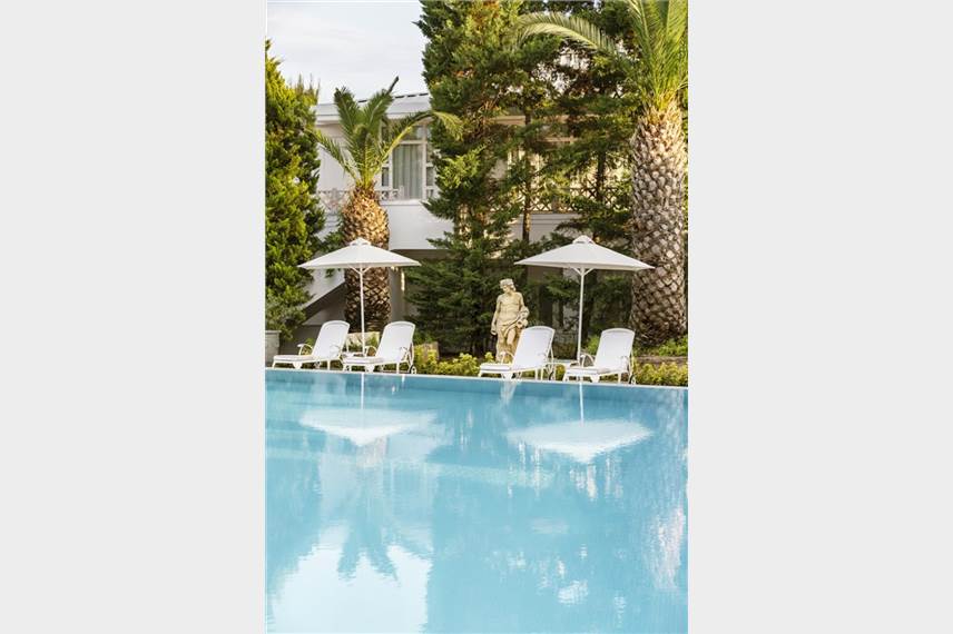  Danai Beach Resort and Villas
