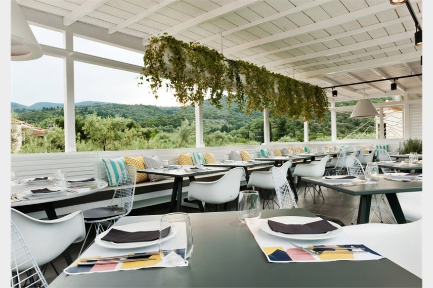  Thomais Boutique hotel