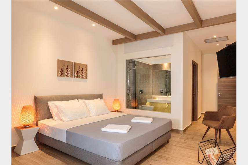  Lindia Athena Luxury Villas
