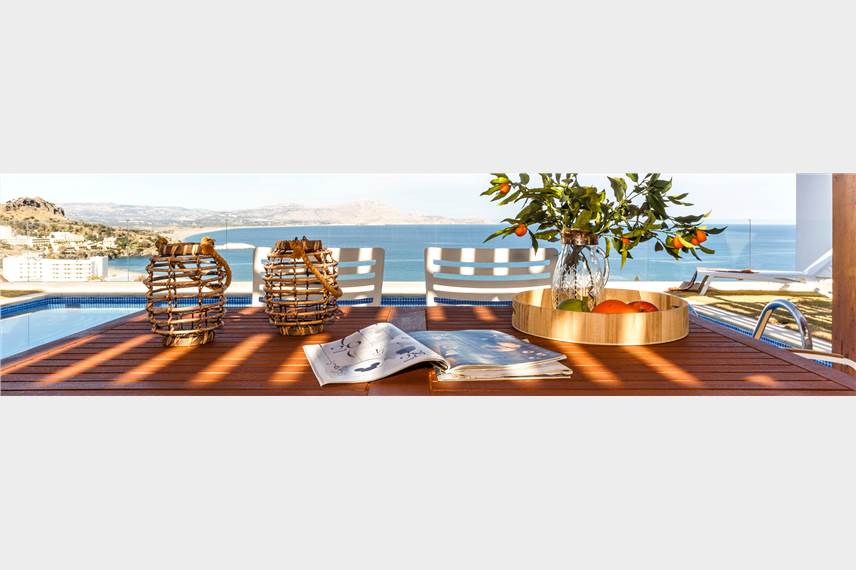  Lindia Athena Luxury Villas