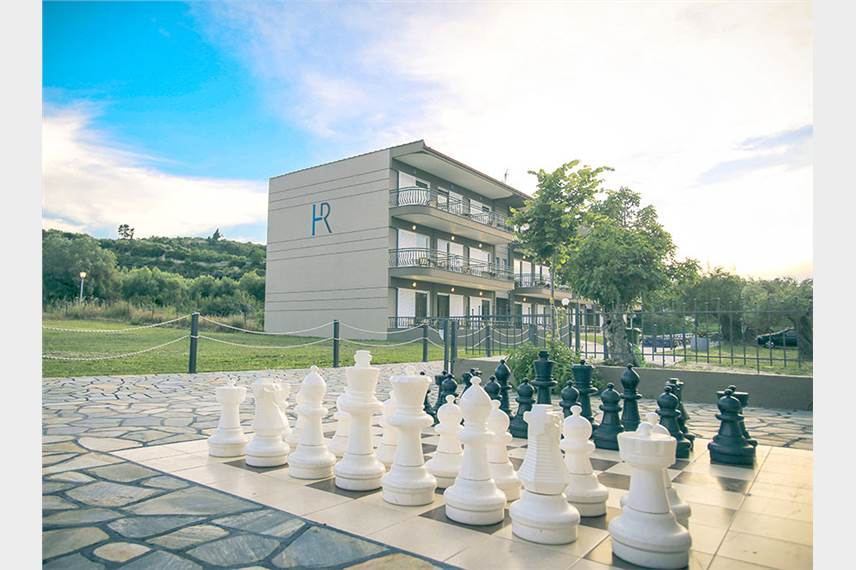  Royal Hotel and Suites