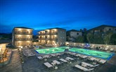  Royal Hotel and Suites