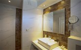  Royal Hotel and Suites