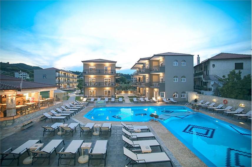  Royal Hotel and Suites