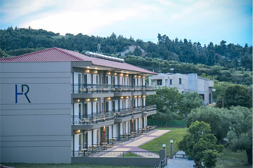  Royal Hotel and Suites