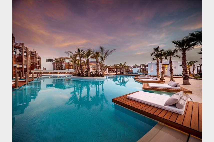  Stella Island Luxury Resort and Spa