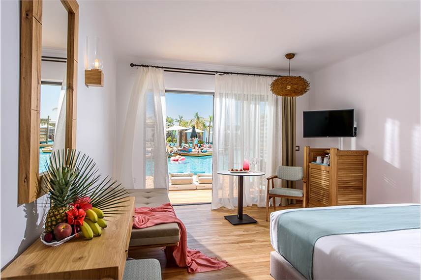  Stella Island Luxury Resort and Spa