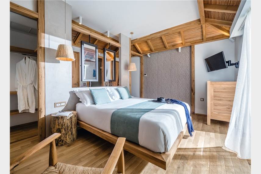  Stella Island Luxury Resort and Spa