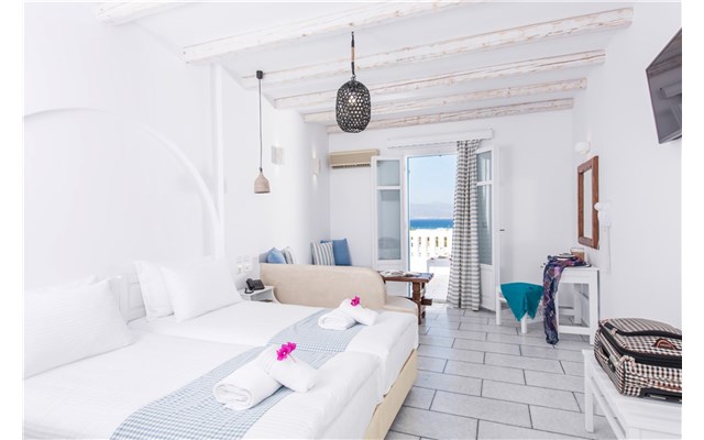 Cycladic Islands Hotel and Spa 