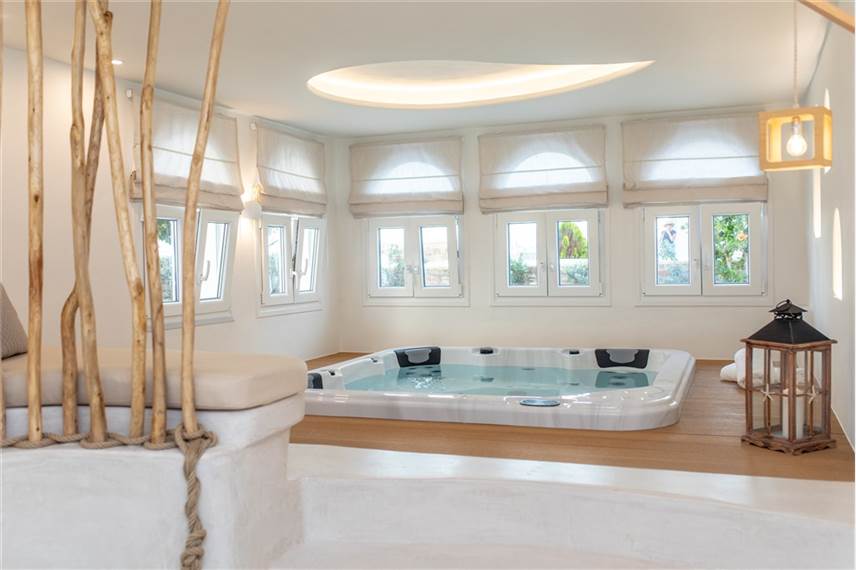  Cycladic Islands Hotel and Spa