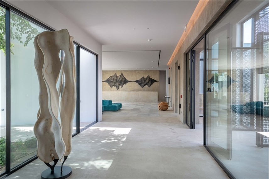 Minos beach art - Minos Beach Art