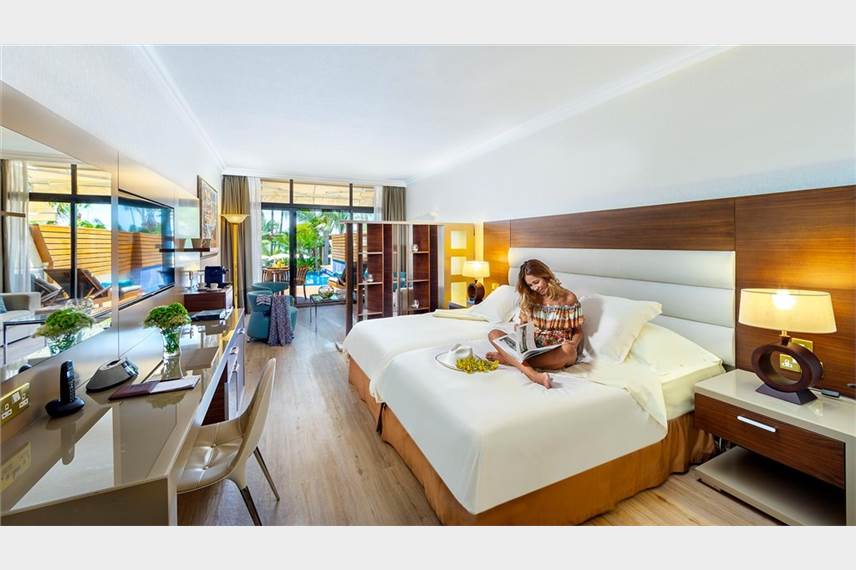amathus hotel limassol Amathus Beach