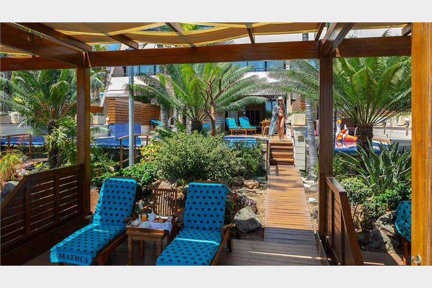 amathus limassol Amathus Beach