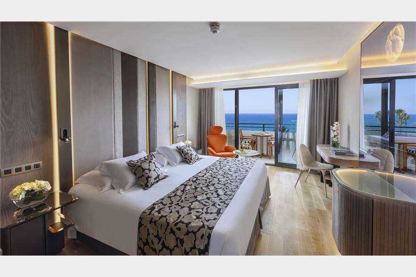 amathus limassol Amathus Beach