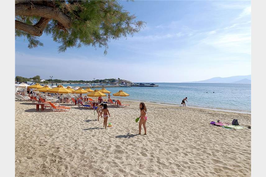  Iria Beach Art