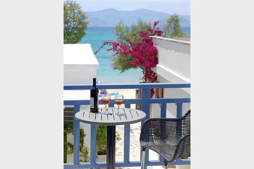  Iria Beach Art
