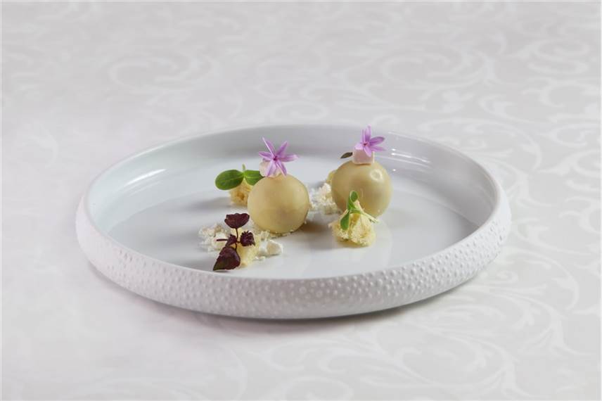  Pomegranate Wellness Spa Hotel