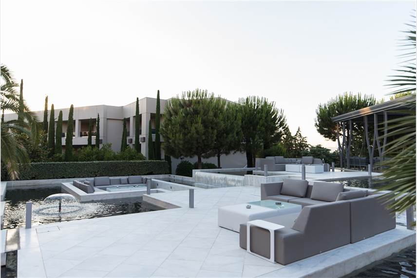  Pomegranate Wellness Spa Hotel