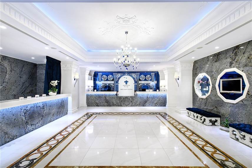  Pomegranate Wellness Spa Hotel