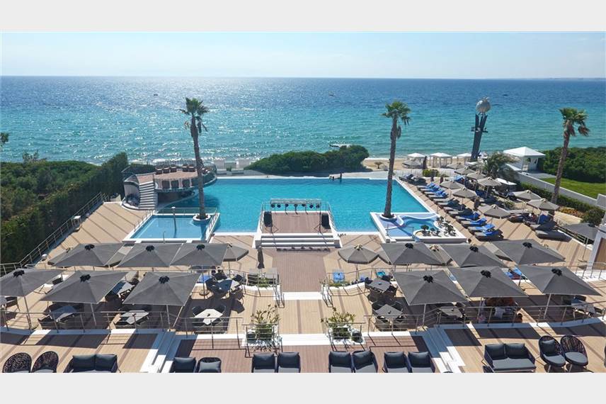  Pomegranate Wellness Spa Hotel