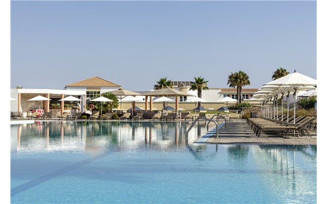 Neptune Luxury Resort 