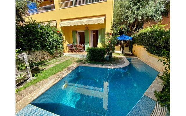 La Riviera Barbati, Korfu, Řecko La Riviera Barbati