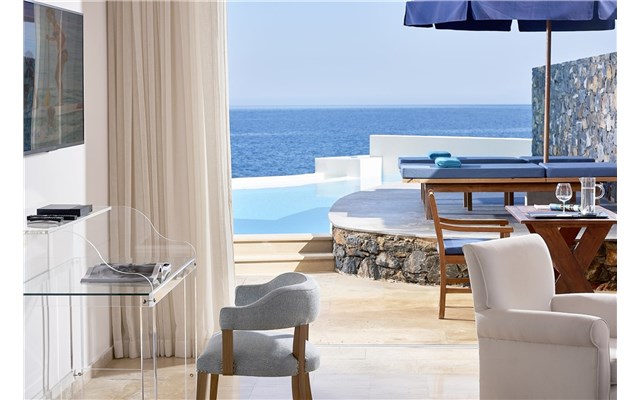 St. Nicolas Bay 