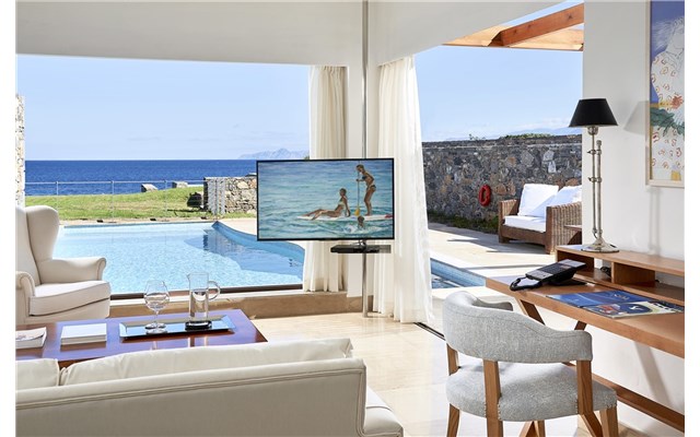 St. Nicolas Bay 