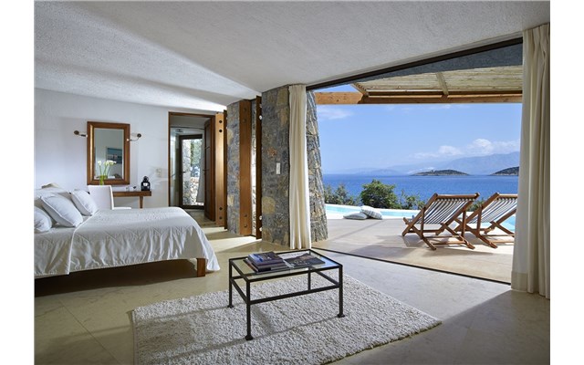 St. Nicolas Bay 