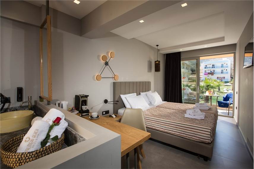  Palmera Beach Hotel and SPA