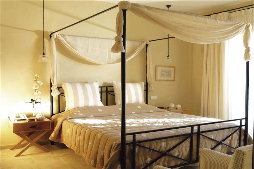  Pleiades Luxury Villas