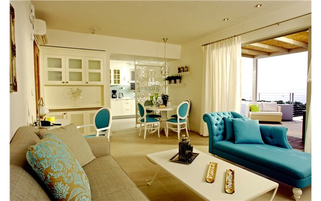 Pleiades Luxury Villas 