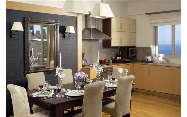 Pleiades Luxury Villas 