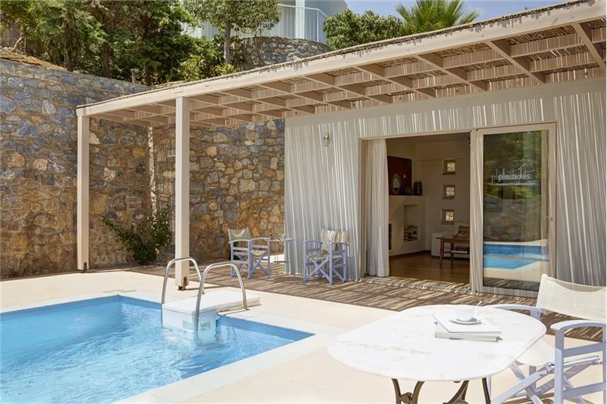  Pleiades Luxury Villas