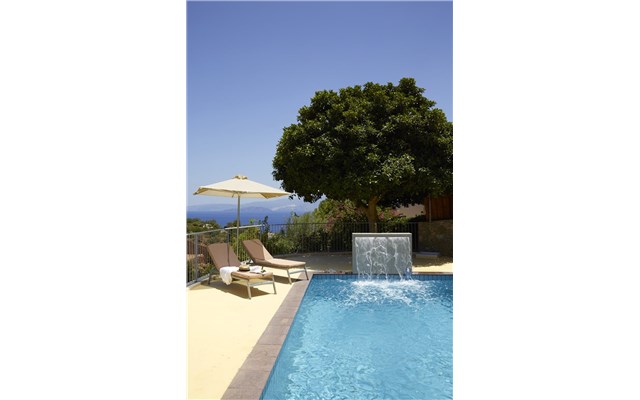 Pleiades Luxury Villas 