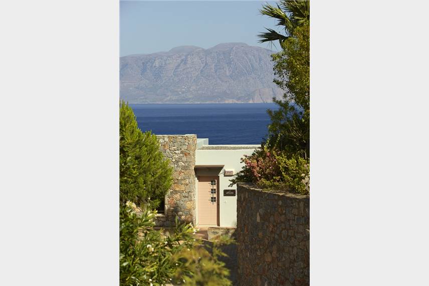  Pleiades Luxury Villas