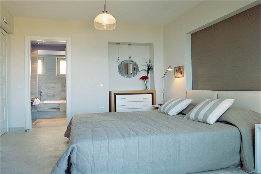 Pleiades Luxury Villas